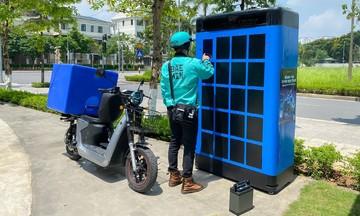 Vietnamese motorcycle manufacturers race to build battery swapping stations