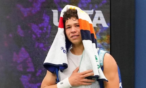 Shelton retires injured from US Open 2025