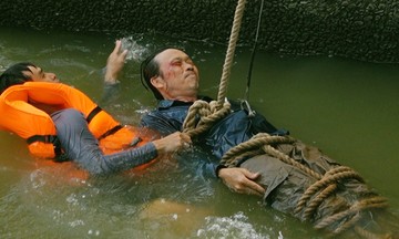Behind the scenes: Hoai Linh tackles underwater action in "Getting Rich With Ghosts 2"