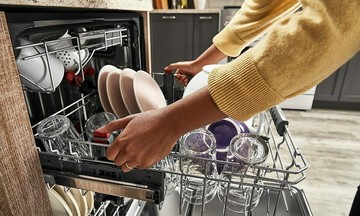 Why are Americans abandoning their dishwashers?