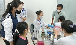 Vaccinations during the national day holiday