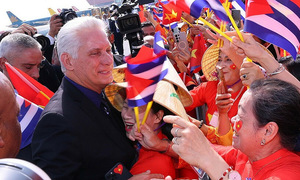 Cuban president begins state visit to Vietnam