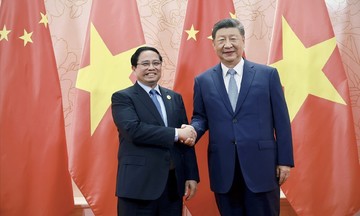 Prime minister Pham Minh Chinh meets with Chinese president Xi Jinping