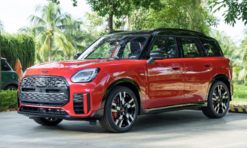 MINI Countryman JCW priced at 2.789 billion VND in Vietnam
