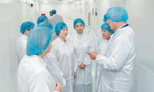 Genfarma receives pharmaceutical production technology transfer from Cuba