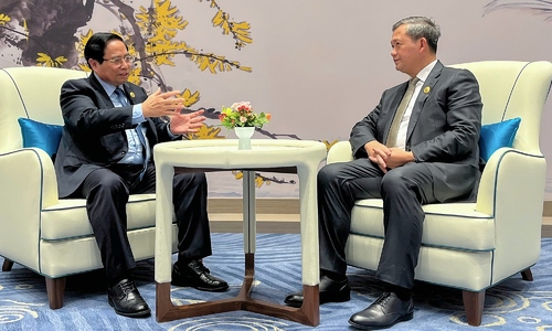Vietnam, Cambodia aim for $20 billion trade target