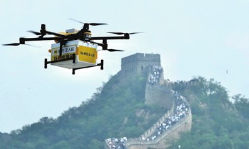 China's 'future world' awes western tourists