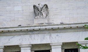 Why economists value the Fed's independence
