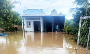 Heavy rain causes landslides and flooding in Lam Dong