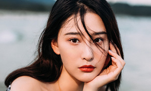 Actor dumped for kissing scene
