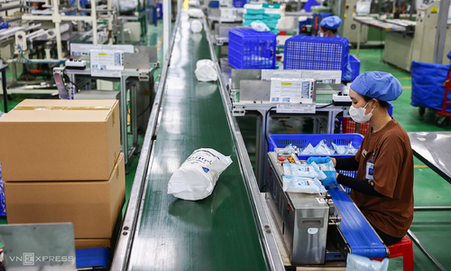 Vietnam's manufacturing sector shows two consecutive months of improvement