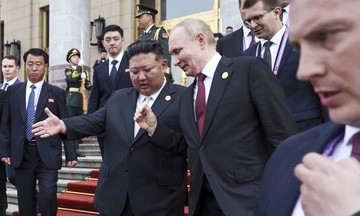 Putin invites Kim Jong-un for a ride
