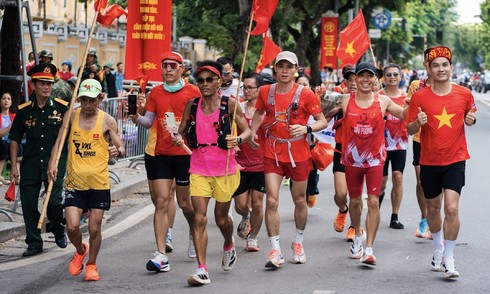 Vietnamese runners celebrate National Day with unique challenges
