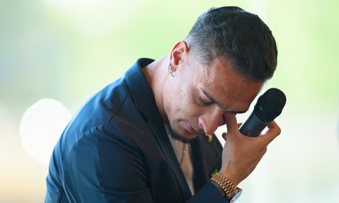 Antony's emotional return to Real Betis