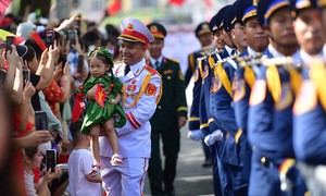 Vietnamese military's parade performance hailed as a resounding success