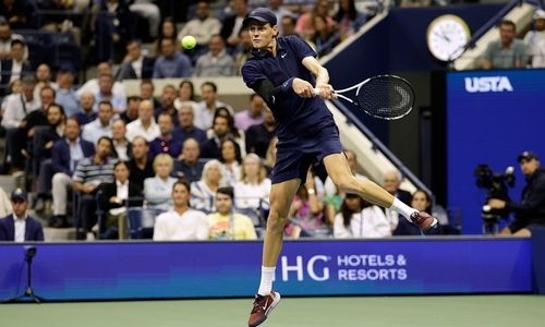 Sinner dominates US Open quarterfinal