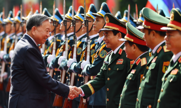 Party chief urges general staff to modernize Vietnam's military