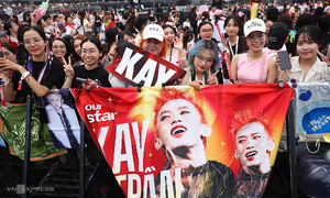 Thousands of fans await 'Call Me By Fire Vietnam' concert