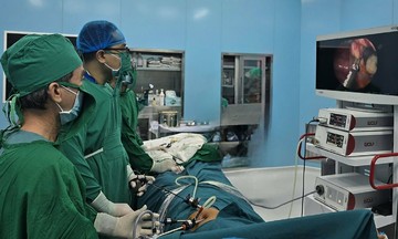 First laparoscopic appendectomy performed in Con Dao