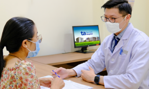 Managing chemotherapy side effects