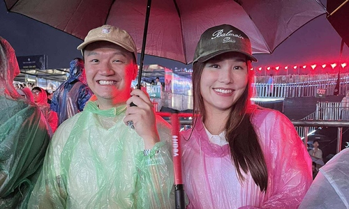 Fans brave rain for final 'Call Me By Fire' concert