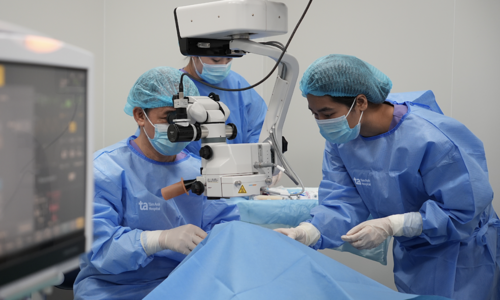 Warning signs of corneal dystrophy