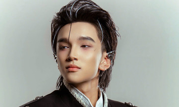 'Drill Prince' enlists in the army