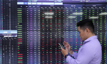 Stock market experiences sharpest decline in a month