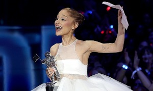 Ariana Grande wins top prize at the 2025 VMAs
