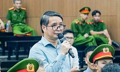 Former parliamentary assistant claims 'occupational hazards' in bid-rigging case