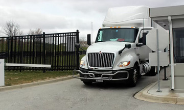 Optimizing logistics operations with technology