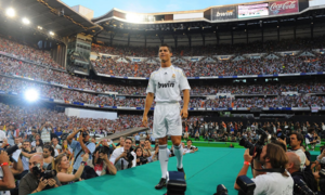 The 'movers' behind football's biggest transfers