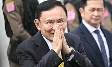 Thaksin appears before Thailand's supreme court