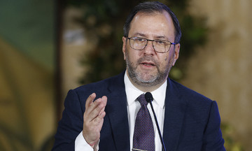 Venezuela asserts it doesn't seek military confrontation with the US