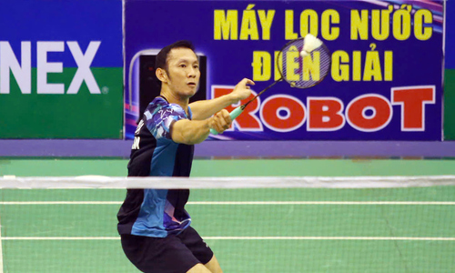 Nguyen Tien Minh exits, Vu Thi Trang rallies impressively at Vietnam Open
