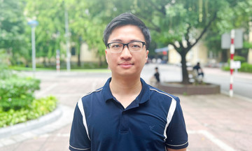 Top scorer leads Hanoi medical university's largest residency exam