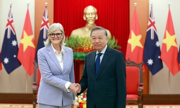 Party general secretary suggests Vietnam-Australia collaboration on developing experts and scientists