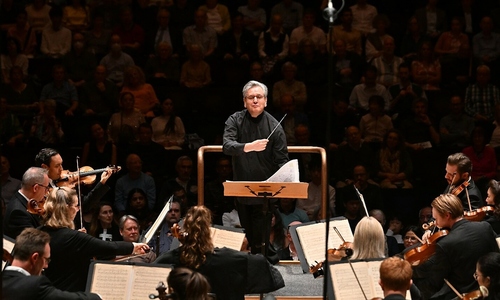 London Symphony Orchestra returns to Vietnam