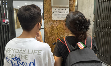 Soaring rent prices shock Hanoi students and parents
