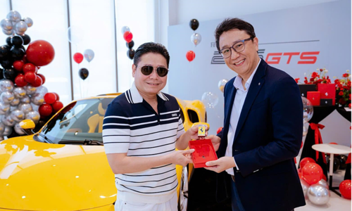 Hospital director receives Ferrari 296 GTS