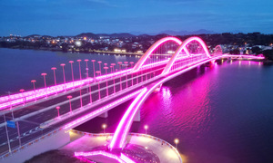 Nguyen Hoang Bridge completed