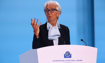Europe maintains interest rates