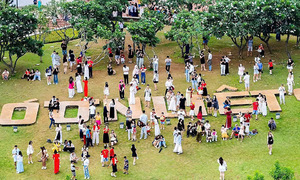 Vung Tau restricts visitors from checking in at Tam Thang tower from martyrs' memorial
