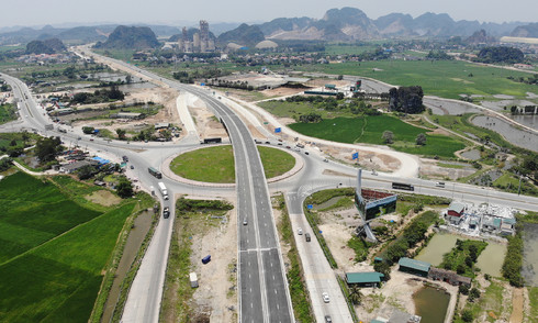 Section of Mai Son - National Highway 45 Expressway Closed for Monitoring Equipment Installation