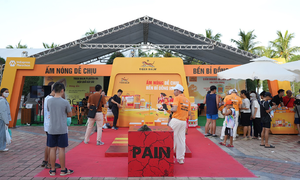 9,000 runners at VnExpress Marathon Can Tho find muscle relief with Tiger Balm