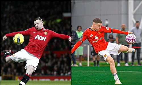 Wayne Rooney's son suffers serious injury playing for Manchester United's under-18 team