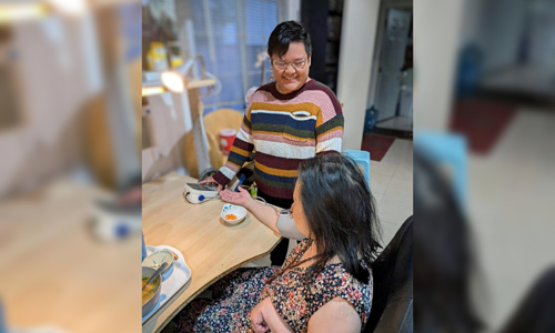 Vietnamese caregivers in the US face burnout
