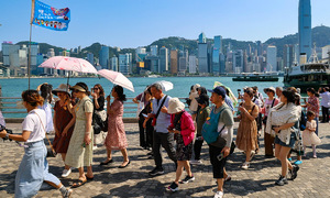Hong Kong offers free tours for transit passengers