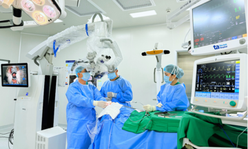 Aneurysm rupture leads to stroke