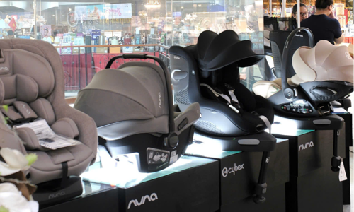 Vinaquick distributes two brands of child car seats